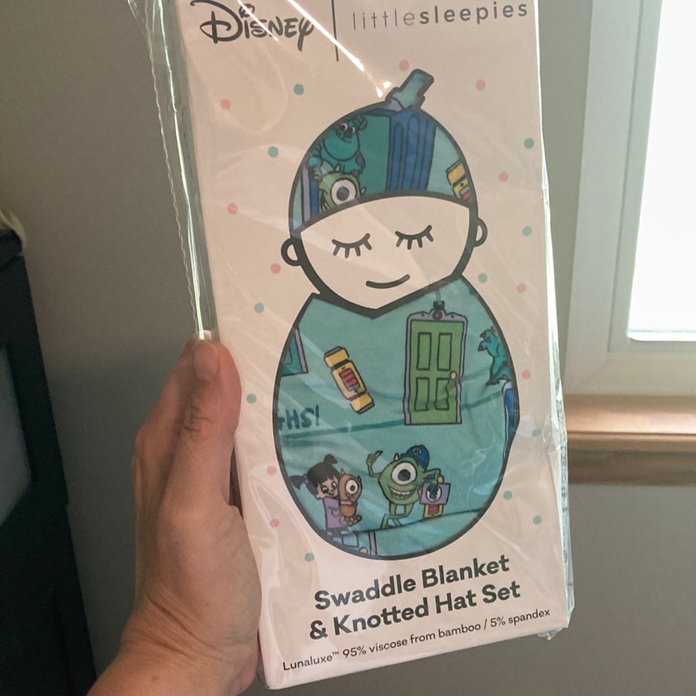 Little Sleepies Disney Swaddle Blanket & Knotted Hat Set - Blue and Green